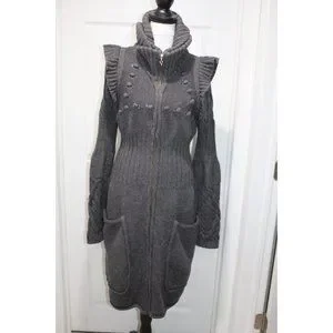 Valentino | Sweaters | Vintage Valentino Hiver 208 Fleece Wool 